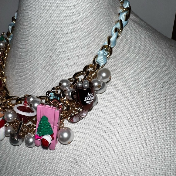 NWT Betsey Johnson Christmas Charm Necklace Faux Pearl Holiday Cluster STATEMEN - Picture 2 of 10
